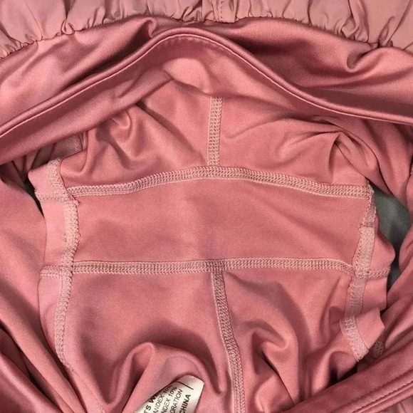 Cadmus 2 in 1 Workout Shorts with Phone Pocket - Picture 9 of 10